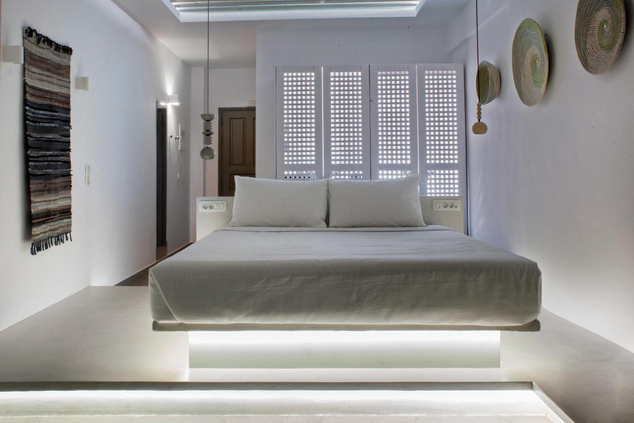 Amity Suites - Adults Only Fira  Exterior foto